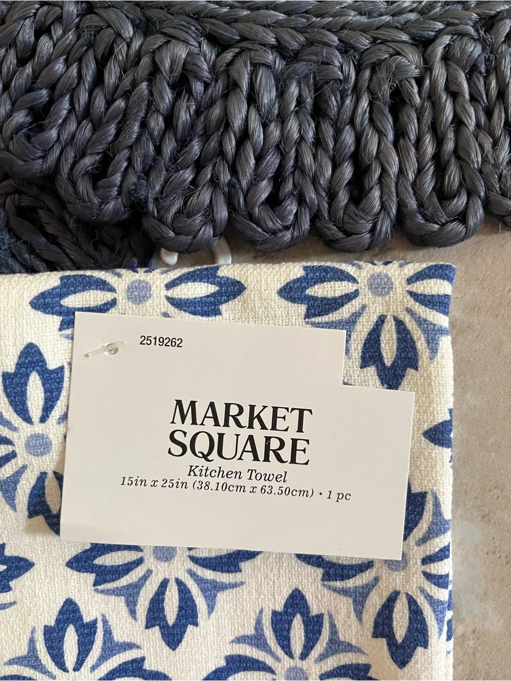 Jute Round Placemats and Matching Kitchen Towels 6 Piece Lot Indigo Blue